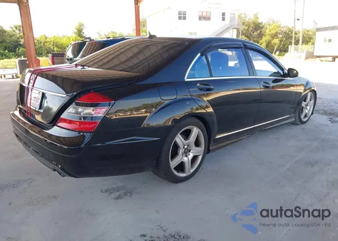 2007 Mercedes-Benz S 550 z USA, uszkodzony, nr VIN WDDNG71X97A091768